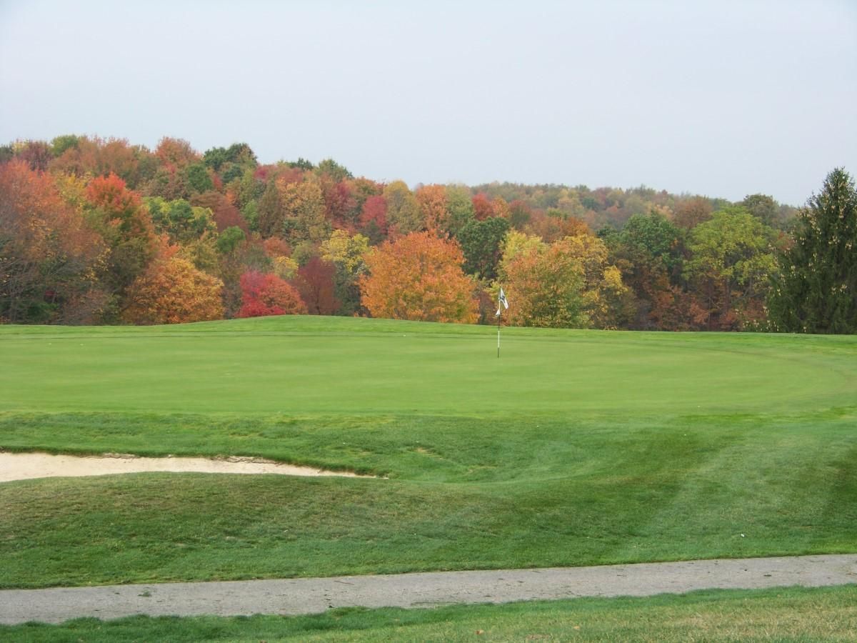 Rolling Acres Golf Course