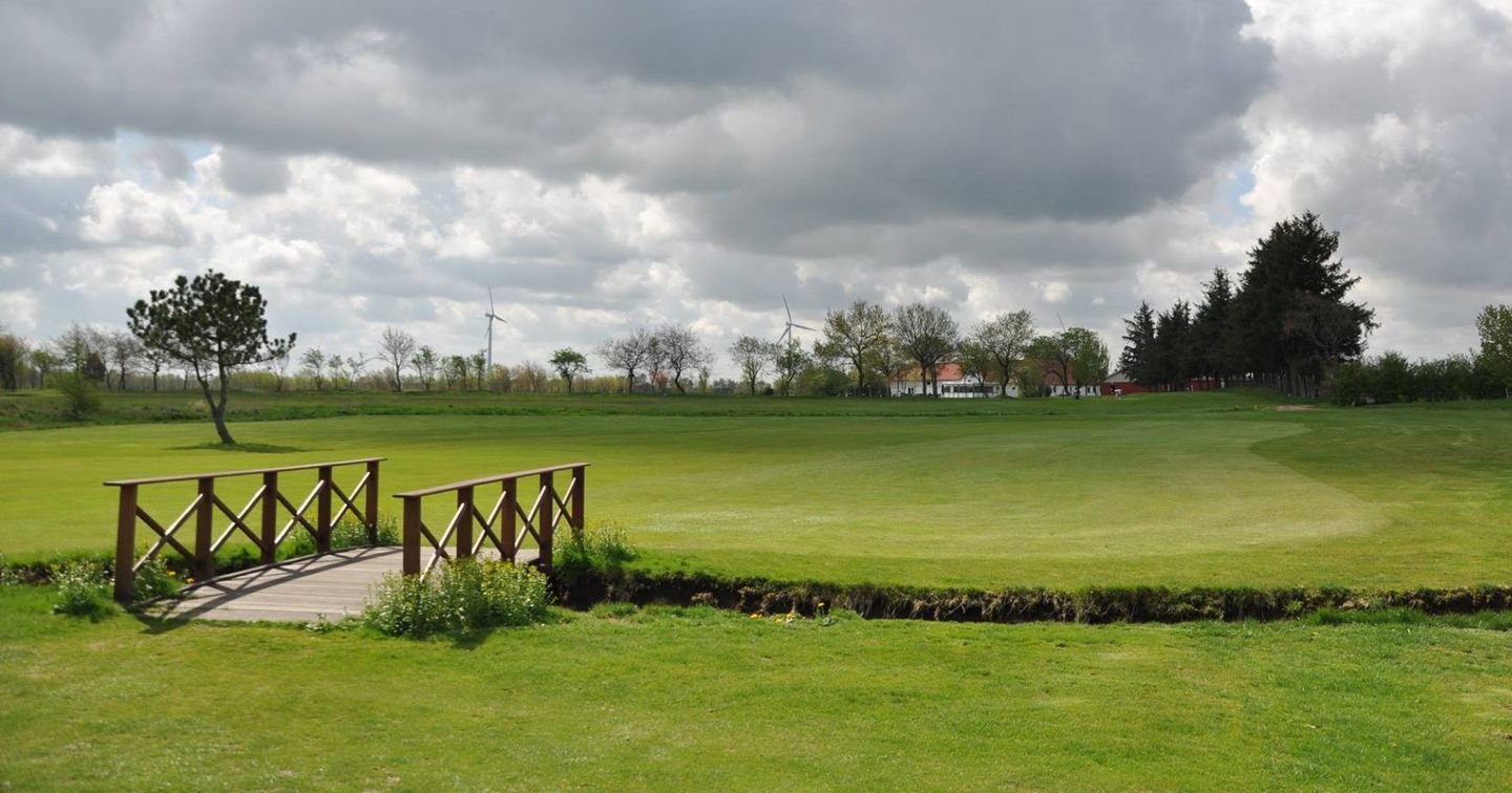 Par-3 Course
