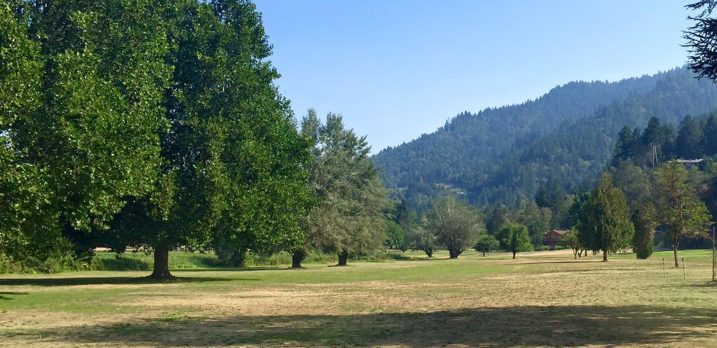 Bigfoot Golf & Country Club