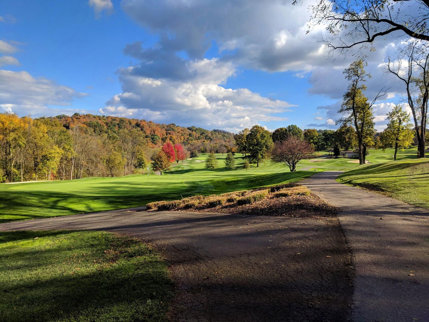 Red/Gold at Valley Brook Country Club in McMurray, Pennsylvania