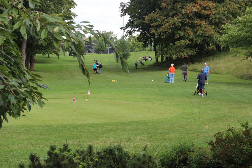 Sunnycrest Golf Course