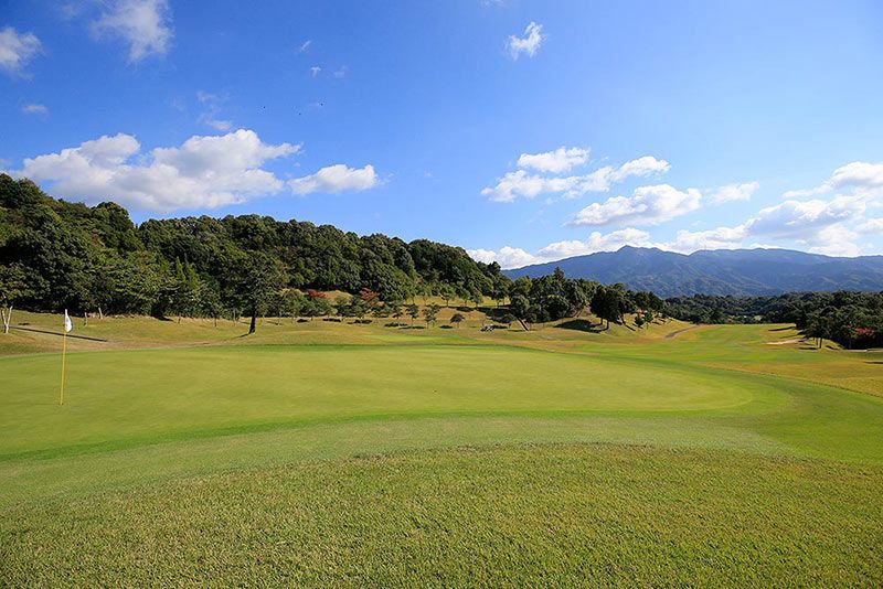 Sunset Hills Country Club