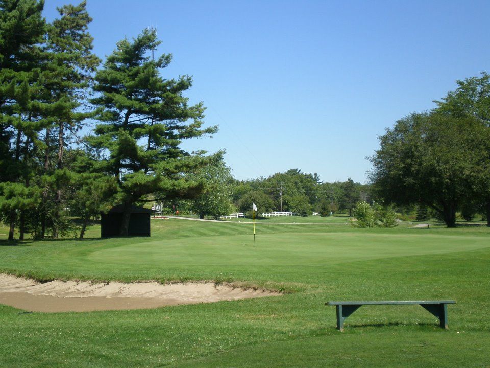 Gananoque Golf and Country Club