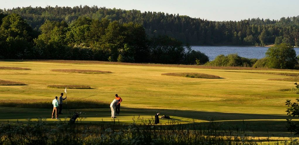 Lake Course