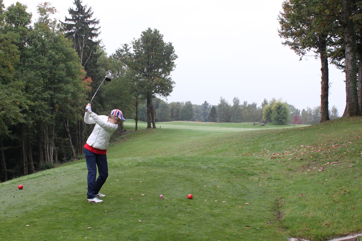 9 Holes Course