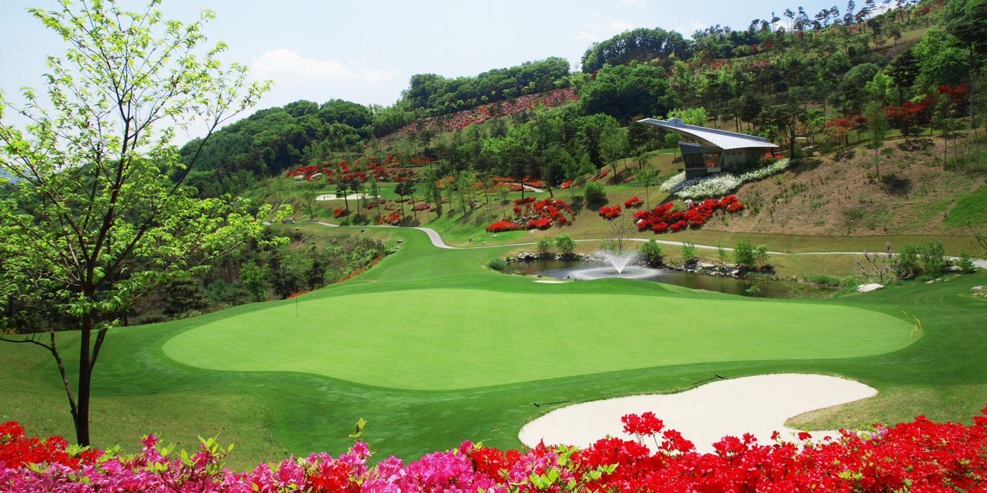 Lake Course