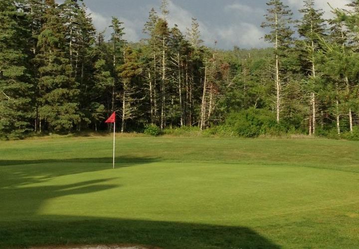 River Hills Golf & Country Club