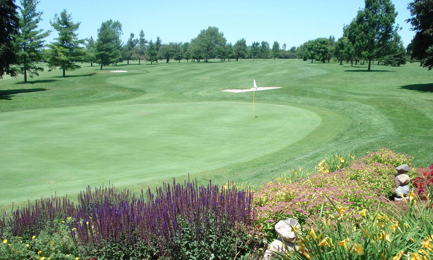 Markdale Country Club