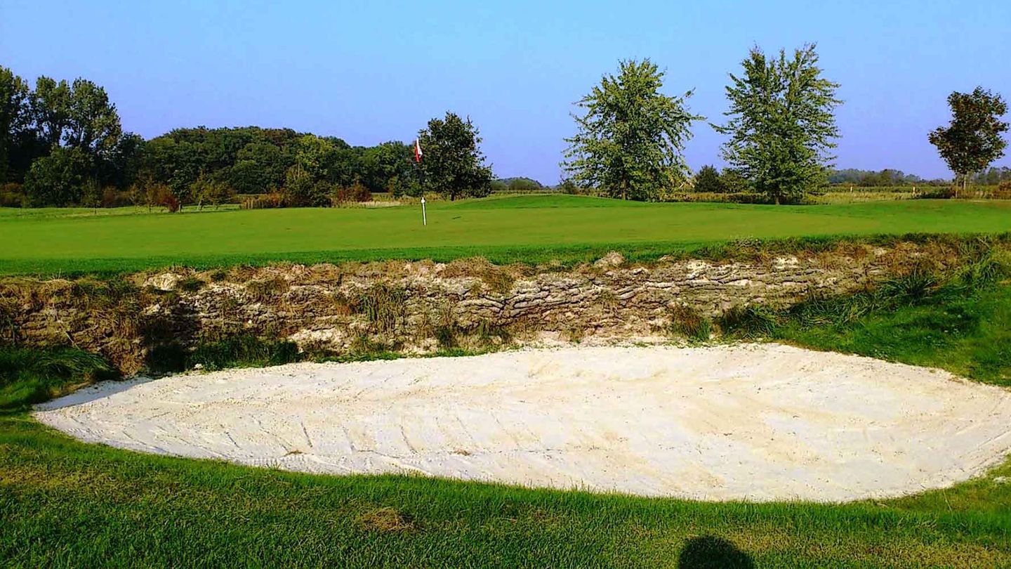 18-hole Course