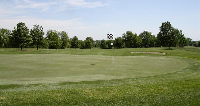 Twin Pines Golf Club