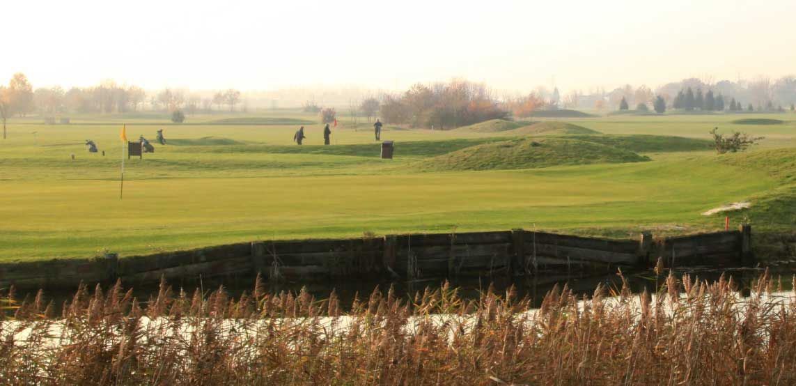 Par-3 Course