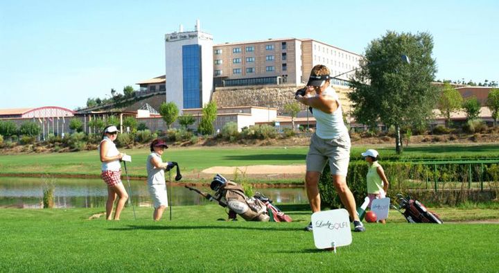 Villa Mayor Golf Club