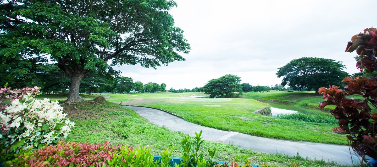 Lakewood Golf & Country Club
