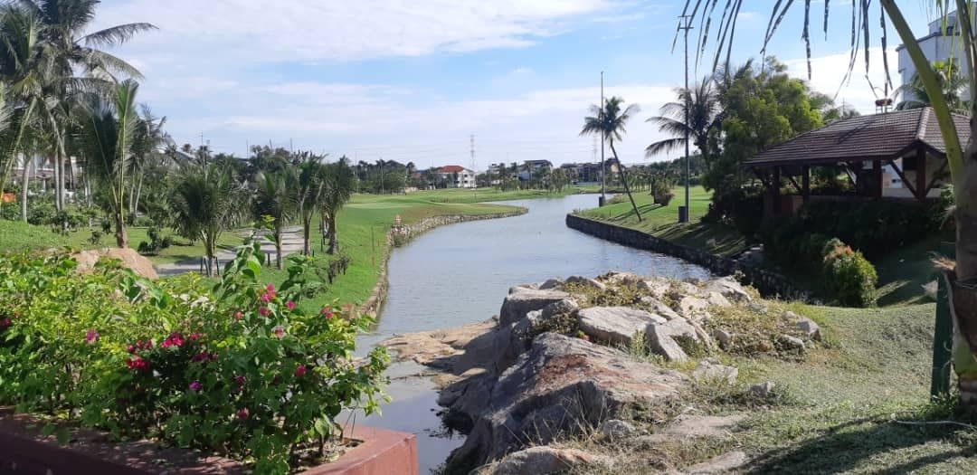 The West Course