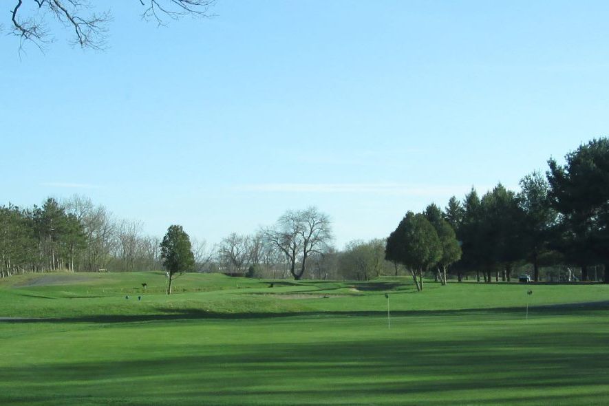 Van Schaick Island Country Club