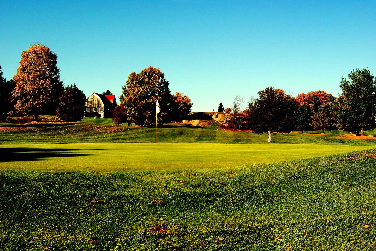 Lyndway Hills Golf Course