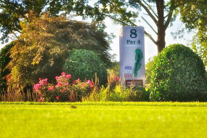 Carmi Country Club