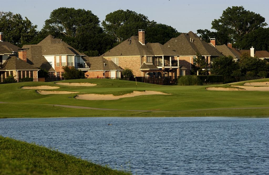 Hole 17 with water hazard and fairway