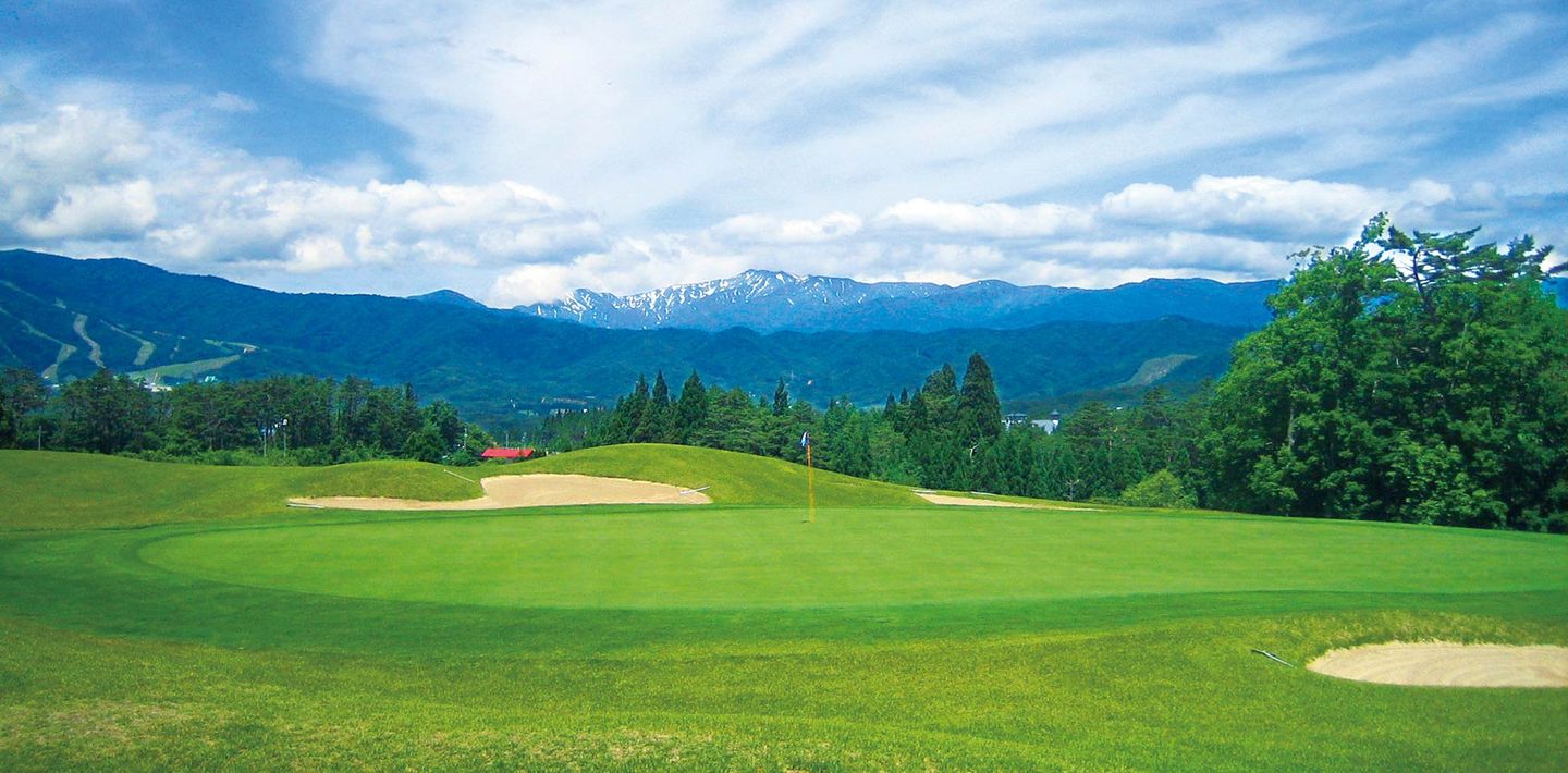 Lake/Mountain Course