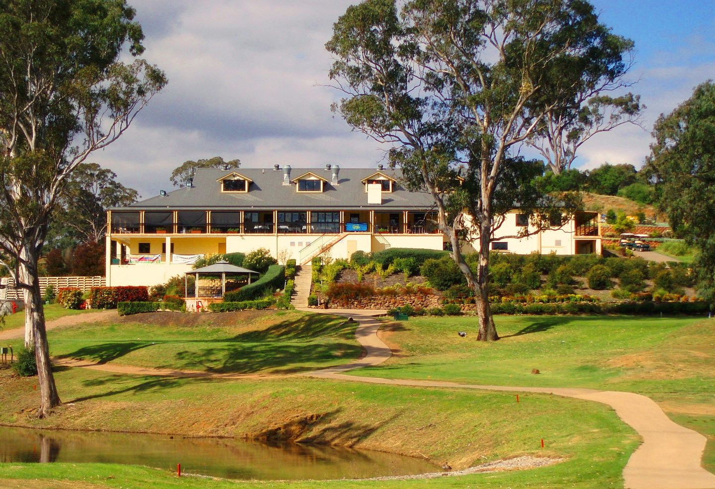 Macarthur Grange Country Club