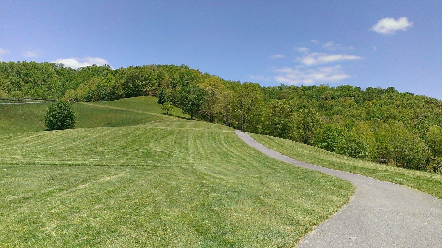 Hidden Valley Country Club