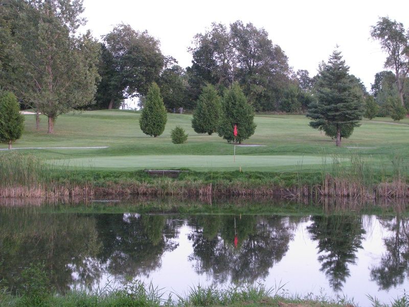 Oakland Greens Golf & Country Club