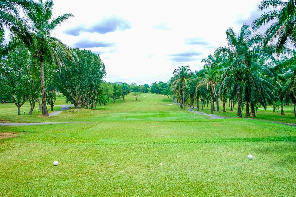 The Lakes Course