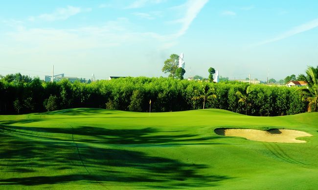 Royal Island Golf & Villas
