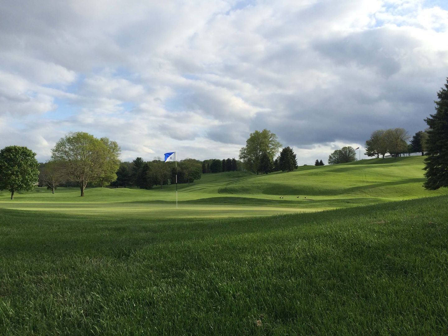 Lone Pine Country Club