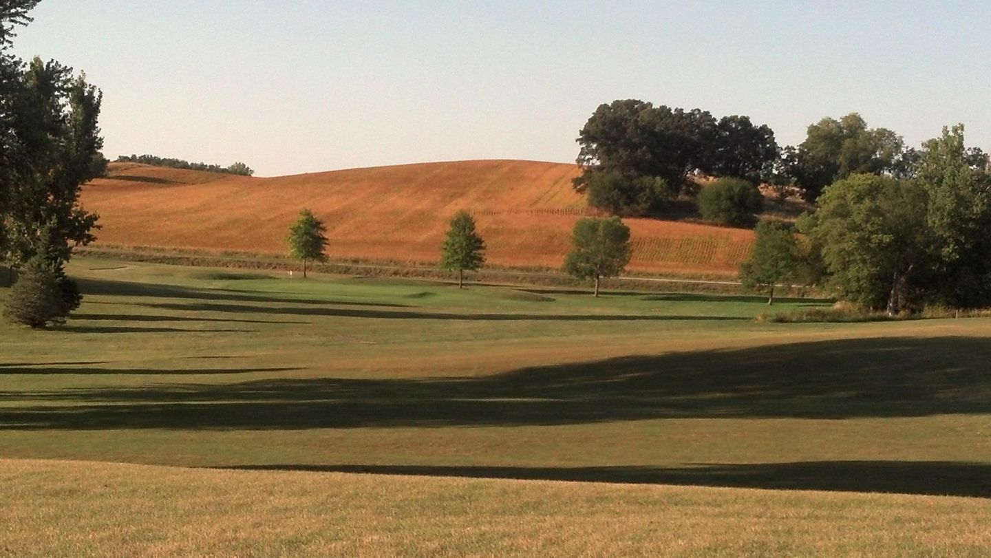 Belle Plaine Country Club
