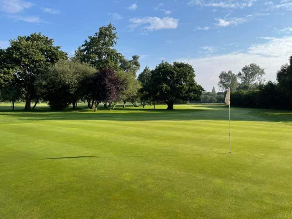 Ashby Decoy Golf Club