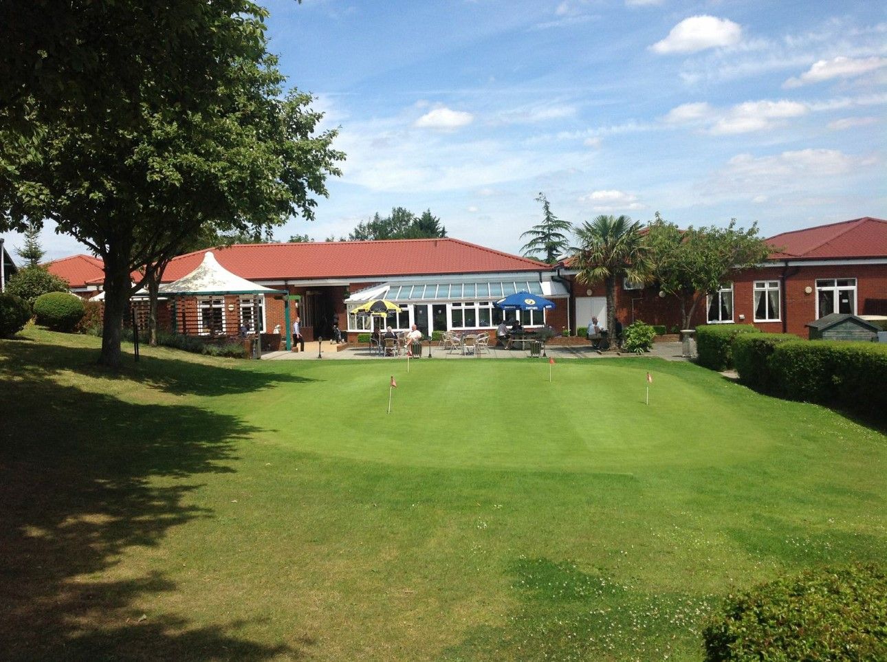 Oaks Sports Centre Golf Club