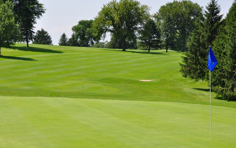 Quaker Hill Country Club
