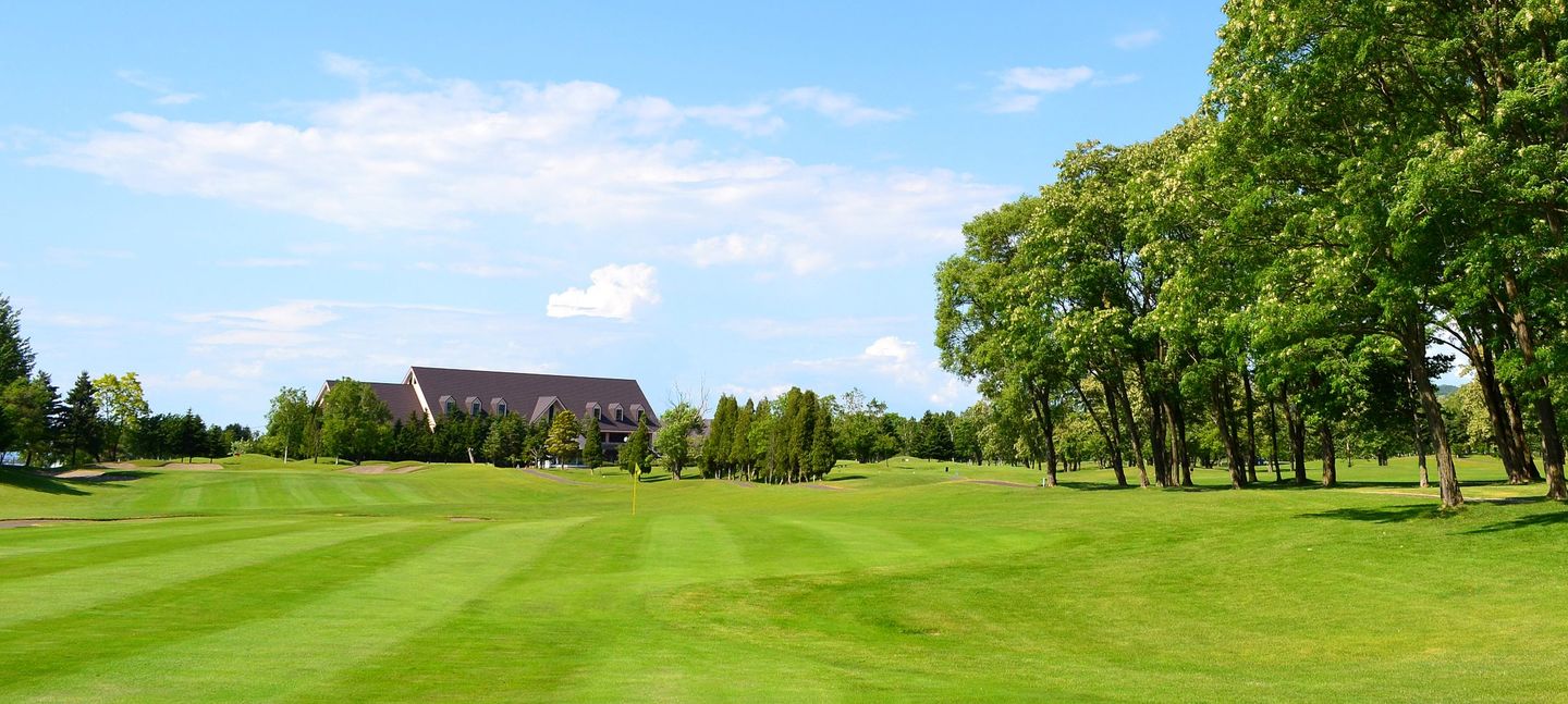 Shin Naie Country Club