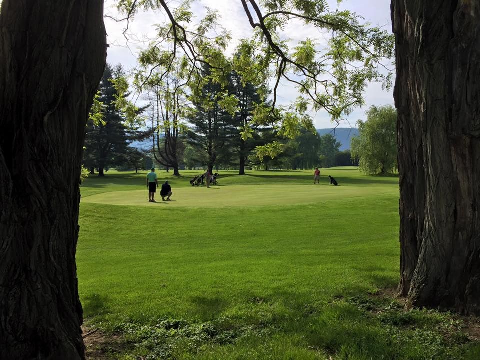 Willowcreek Golf Club