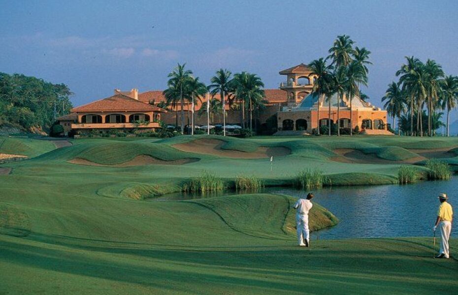 Isla Navidad Country Club The Mountain Golf Course in Barra de