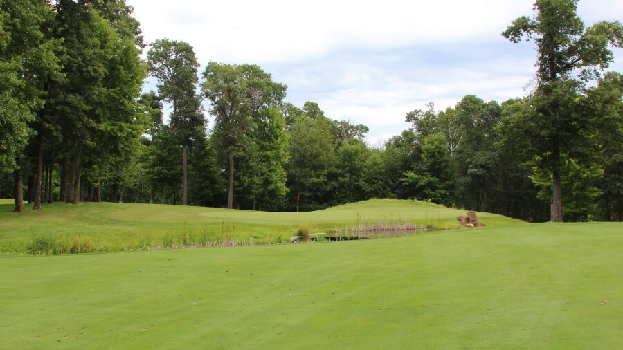 The Classic at Madden's - hole 10 