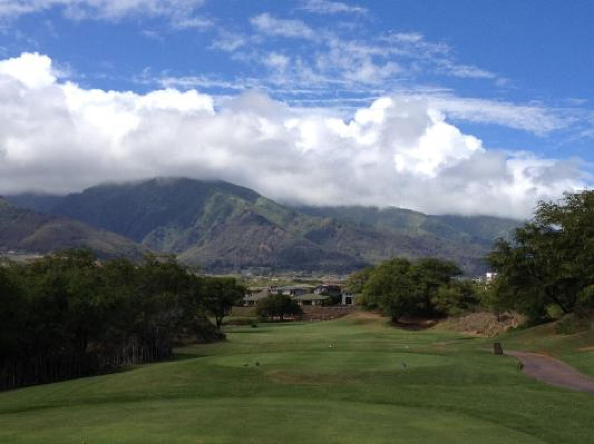 10th Tee (Photo submitted by bildes83 on 10/29/2012)