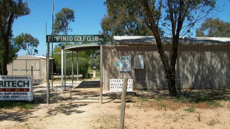 Pimpinio Golf Club entrance