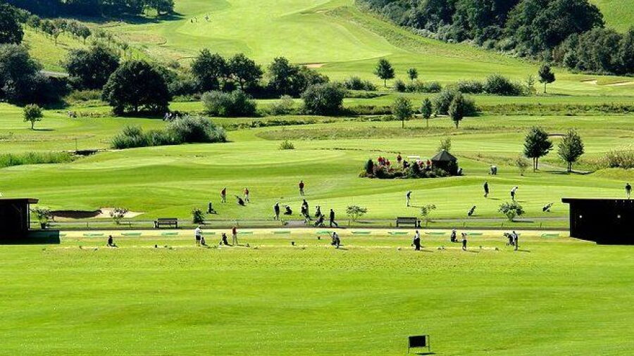 Winnerod GC: driving range