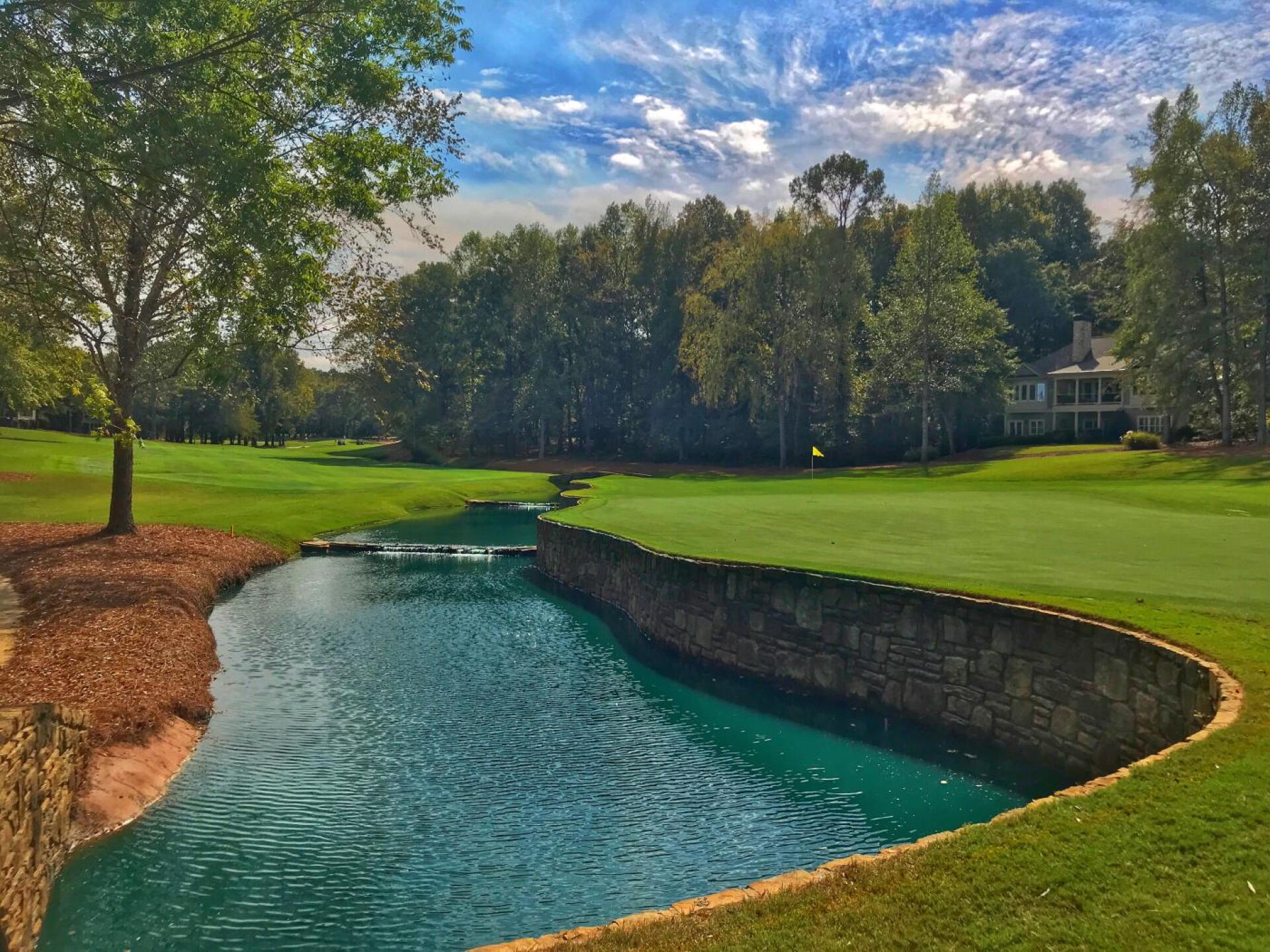 Reynolds Lake Oconee (Great Waters), hole 5 (Photo submitted by TimGavrichGP on 12/06/2019)