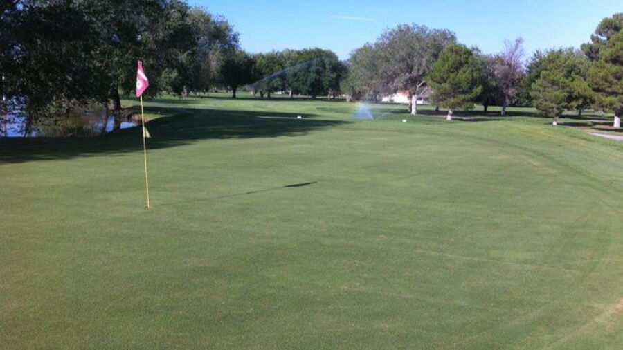 Dos Lagos GC: #18