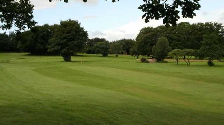 Long fairway at Bryn meadows