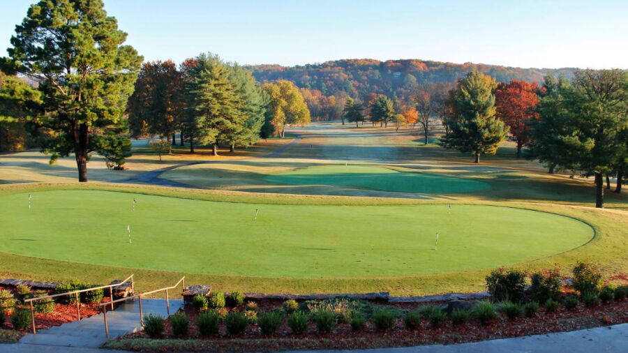 Bella Vista CC - Country Club