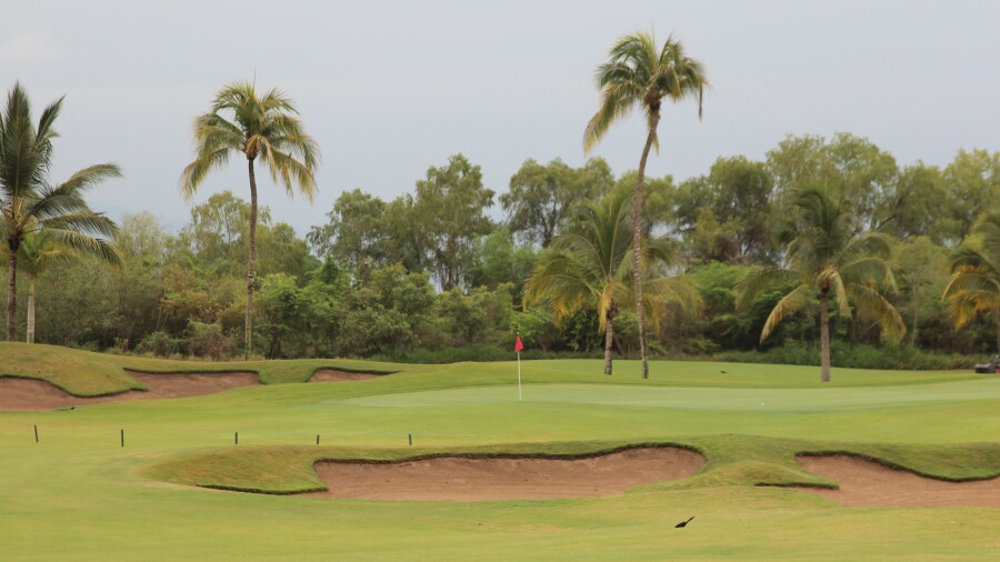 Nayar Golf Course - hole 13