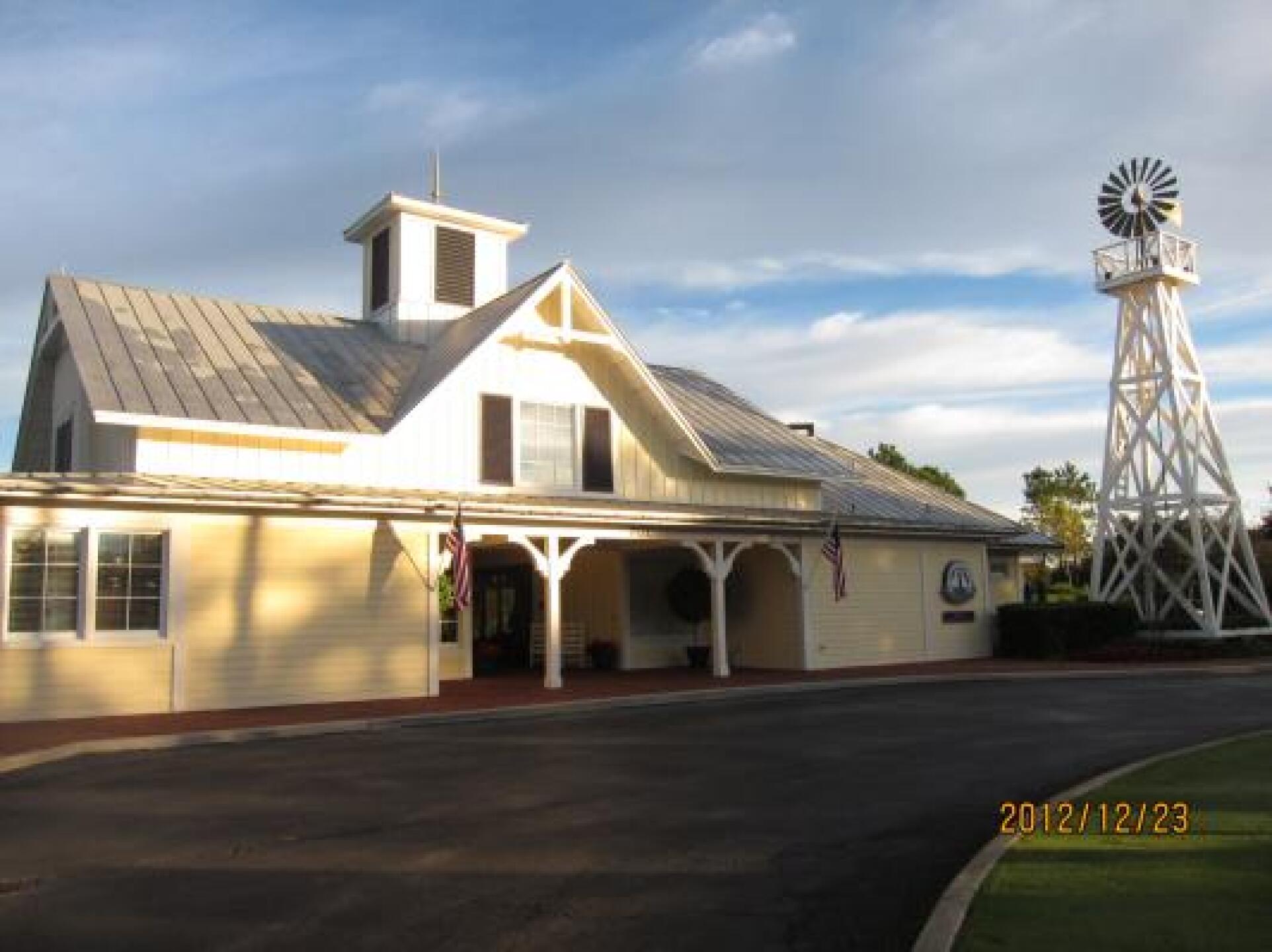 Celebration Golf Club Proshop (Photo submitted by jeffottawa on 12/25/2012)