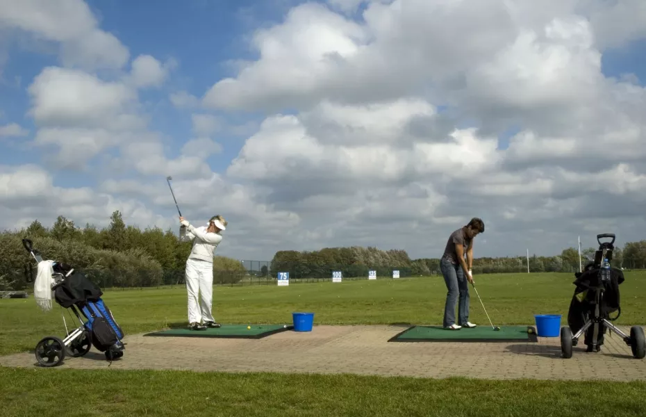 Sluispolder GC: Driving range