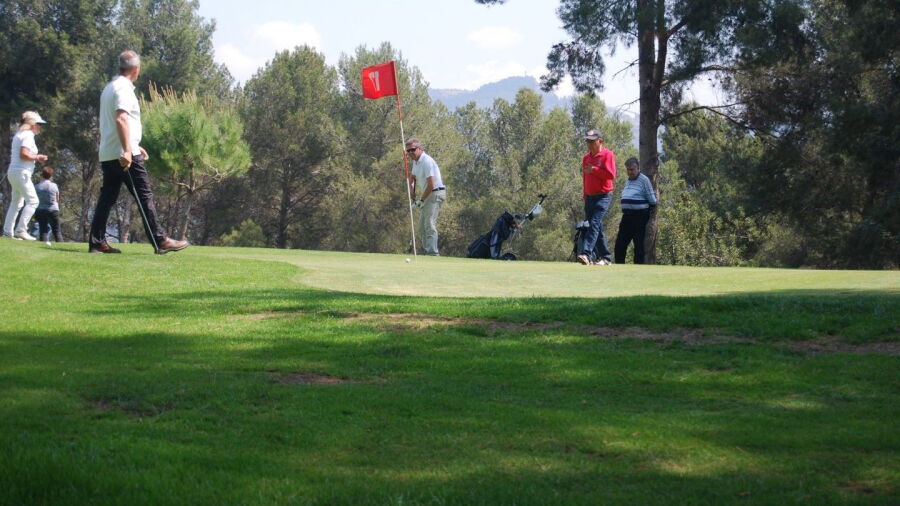 Roc 3 Pitch & Putt Golf: #17