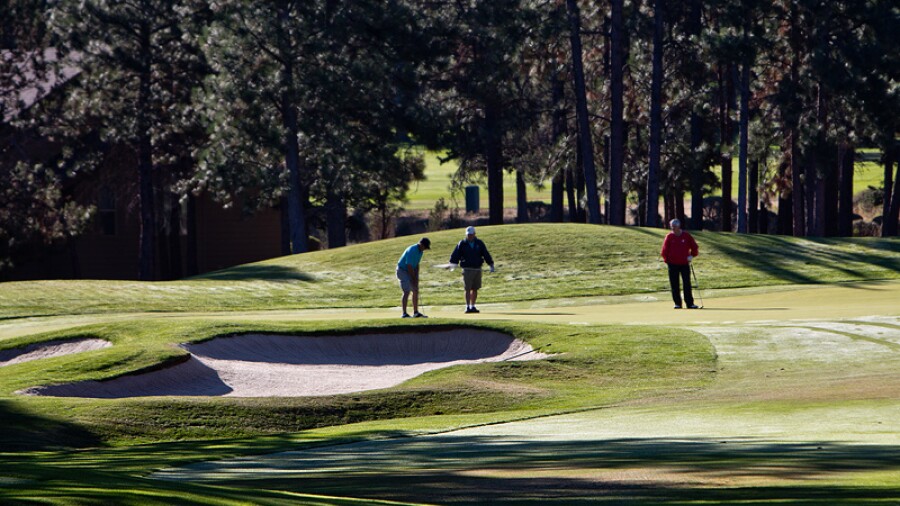 Awbrey Glen Golf Club - hole 8