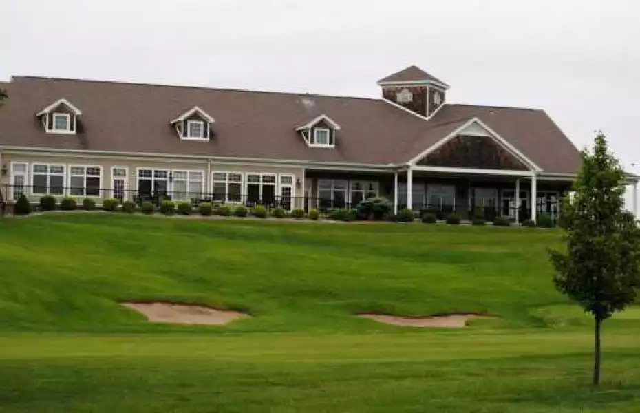 Orchard Hills CC: Clubhouse
